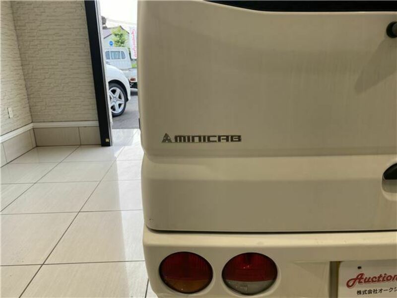 MINICAB VAN