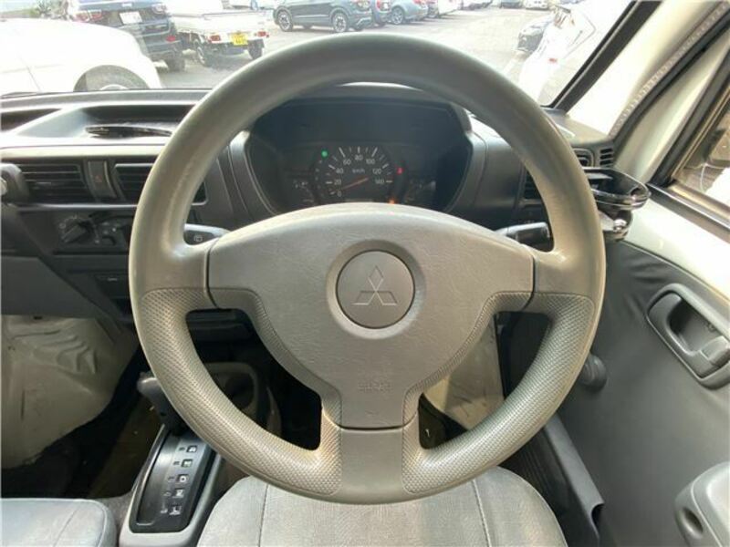 MINICAB VAN