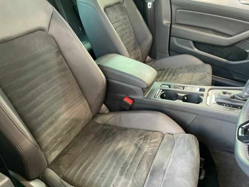 PASSAT VARIANT