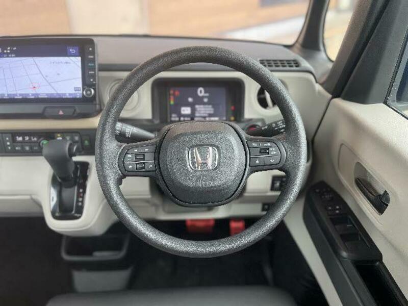 N BOX