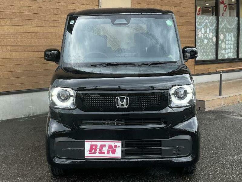 N BOX
