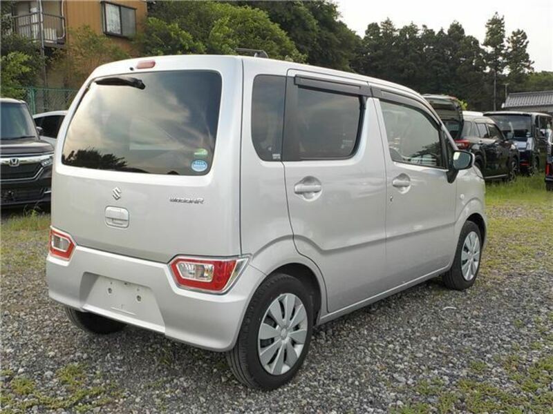 WAGON R