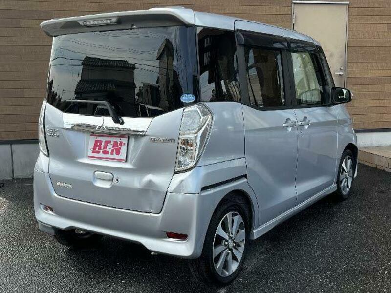 EK SPACE CUSTOM