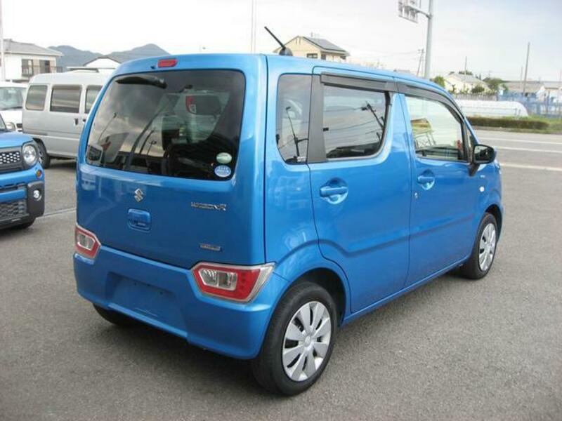 WAGON R