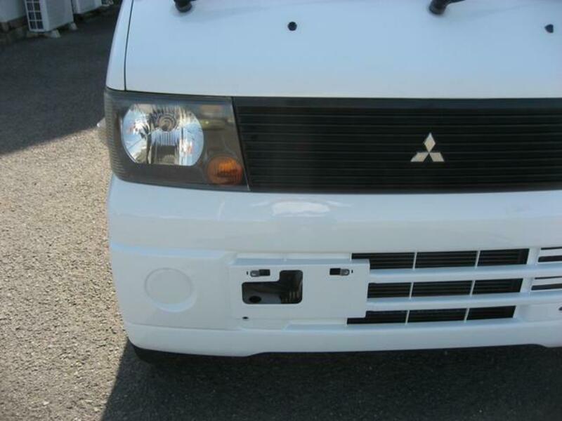 MINICAB TRUCK