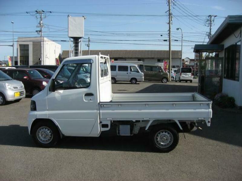 MINICAB TRUCK
