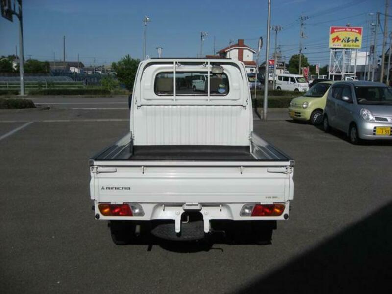 MINICAB TRUCK
