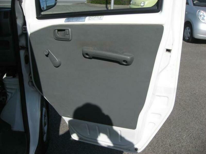 MINICAB TRUCK