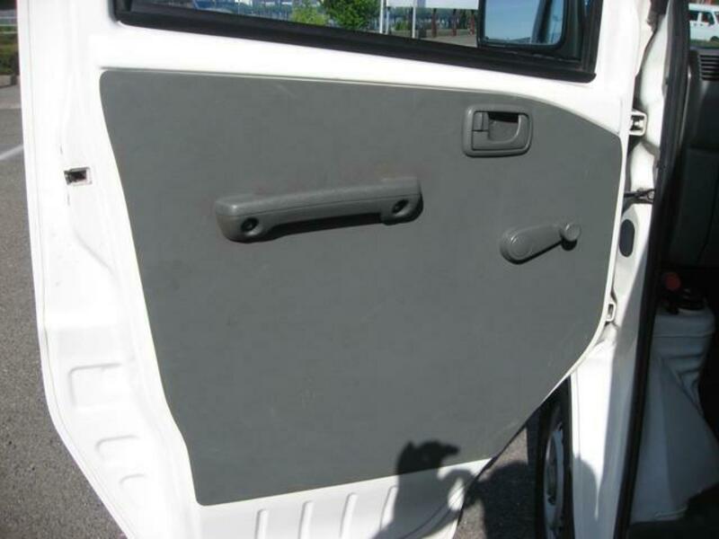 MINICAB TRUCK