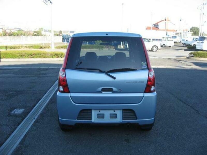PLEO