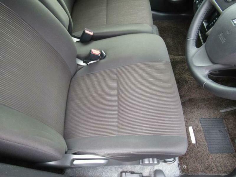EK CUSTOM