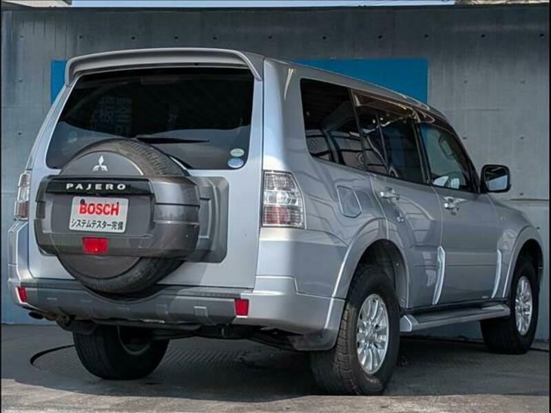 PAJERO