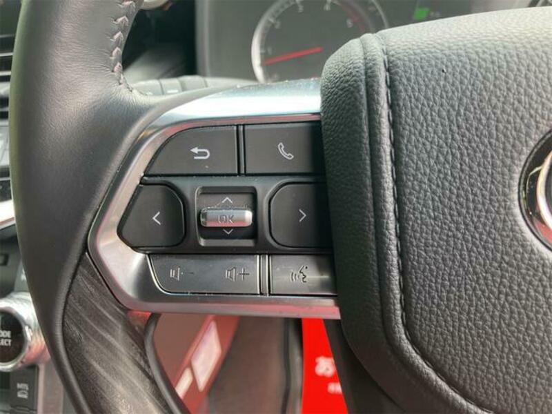 LAND CRUISER