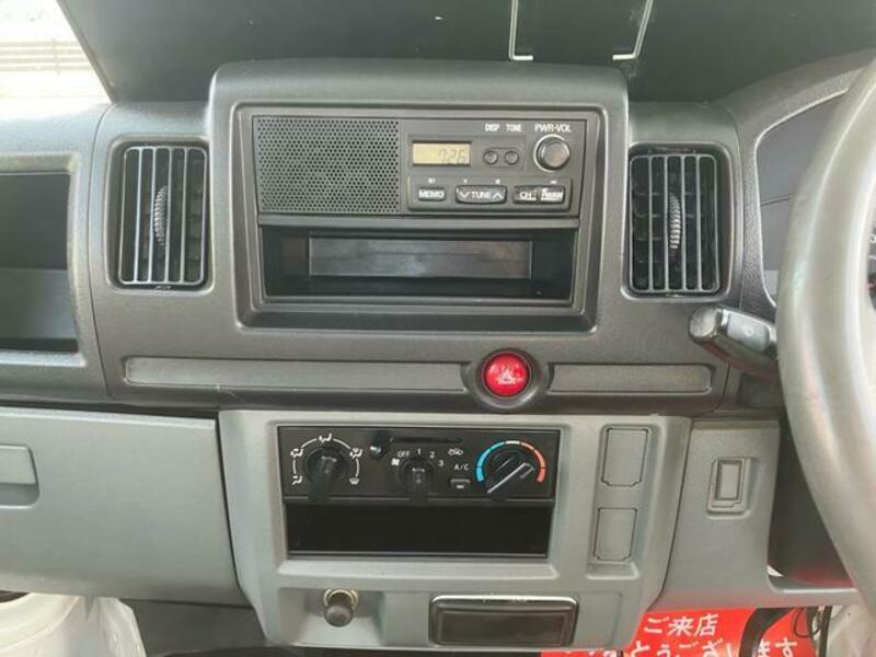 CLIPPER TRUCK