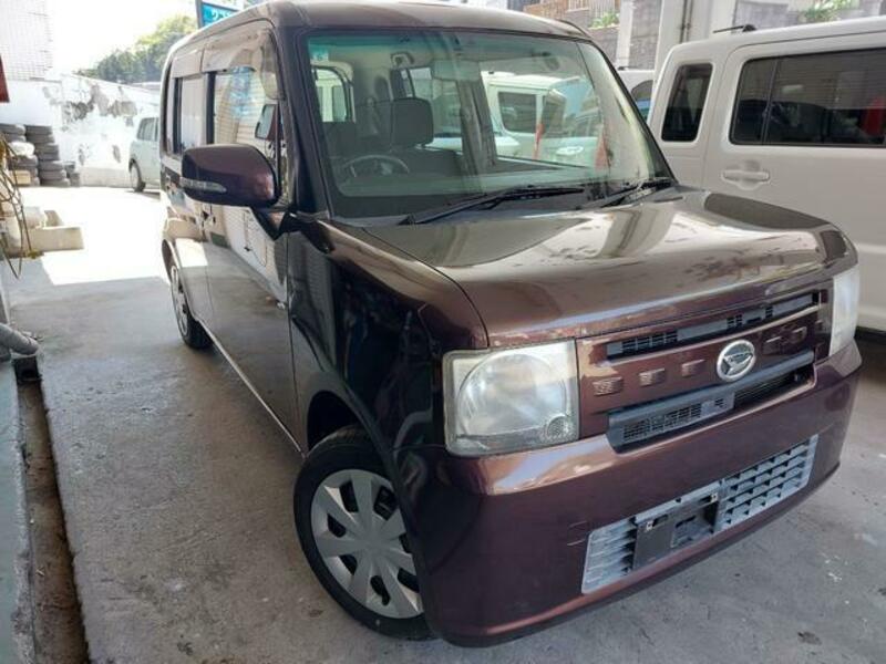 DAIHATSU MOVE CONTE