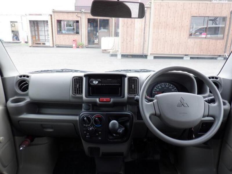 MINICAB VAN