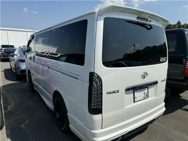 HIACE VAN