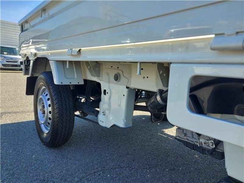 CLIPPER TRUCK