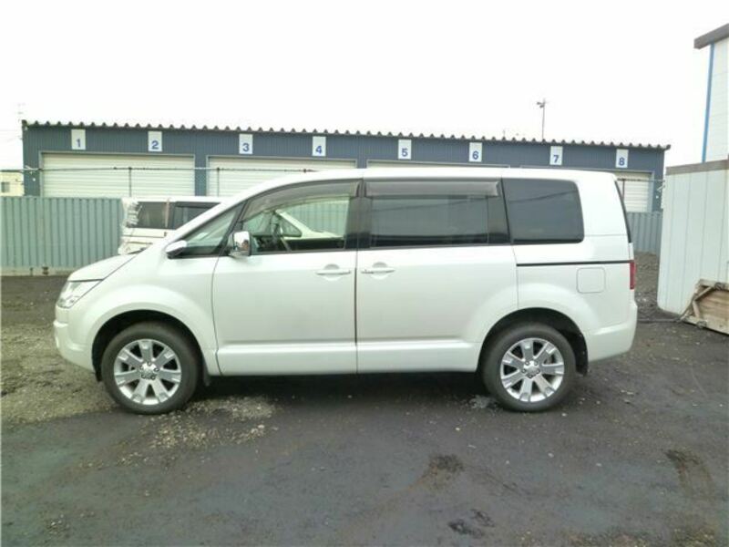 DELICA D5