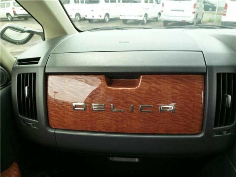DELICA D5
