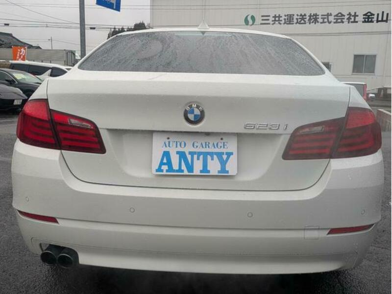 5 SERIES