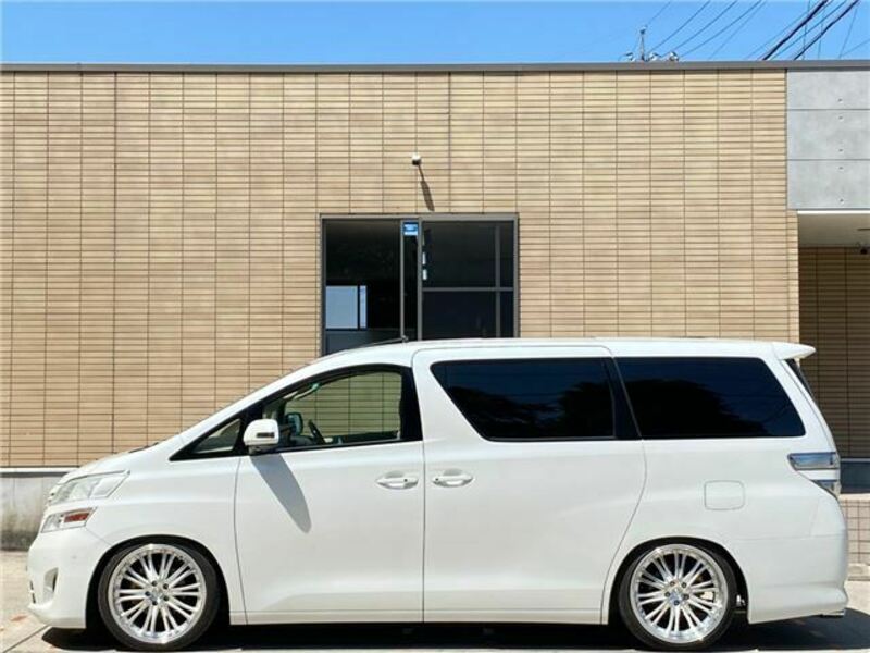 VELLFIRE