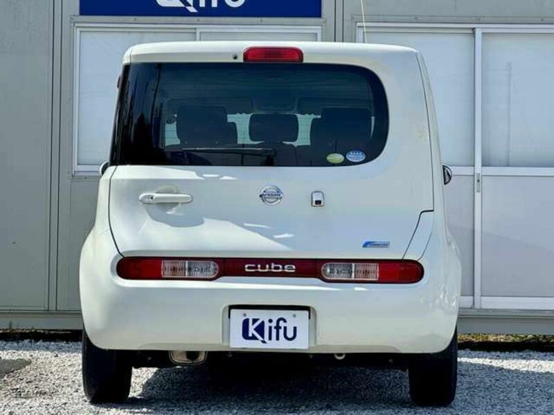 CUBE