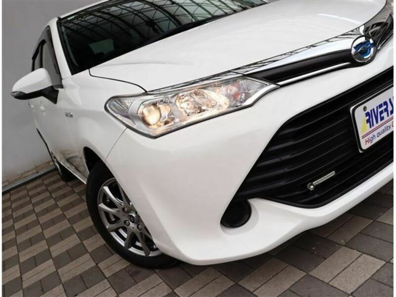 COROLLA FIELDER