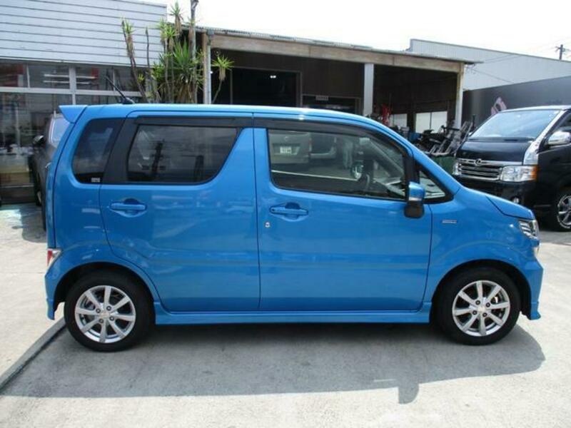 WAGON R