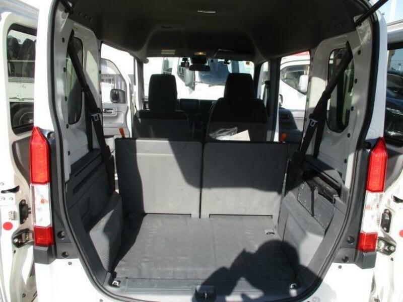 N-VAN