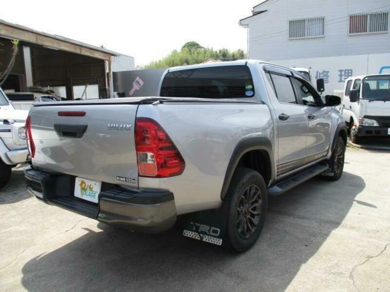 HILUX