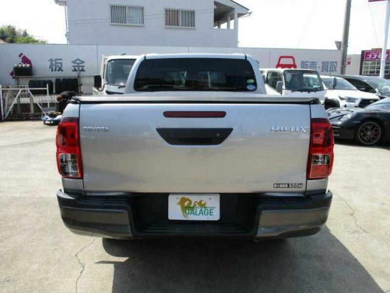 HILUX