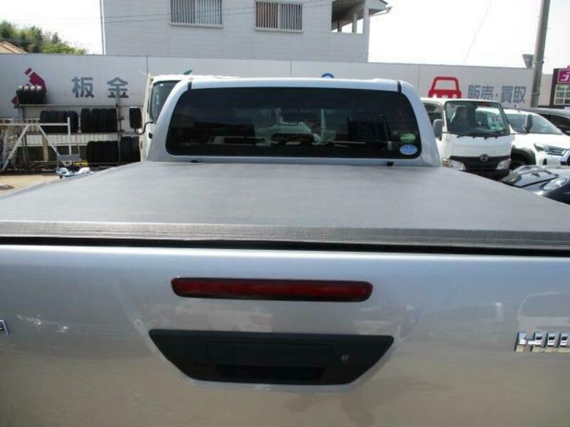 HILUX