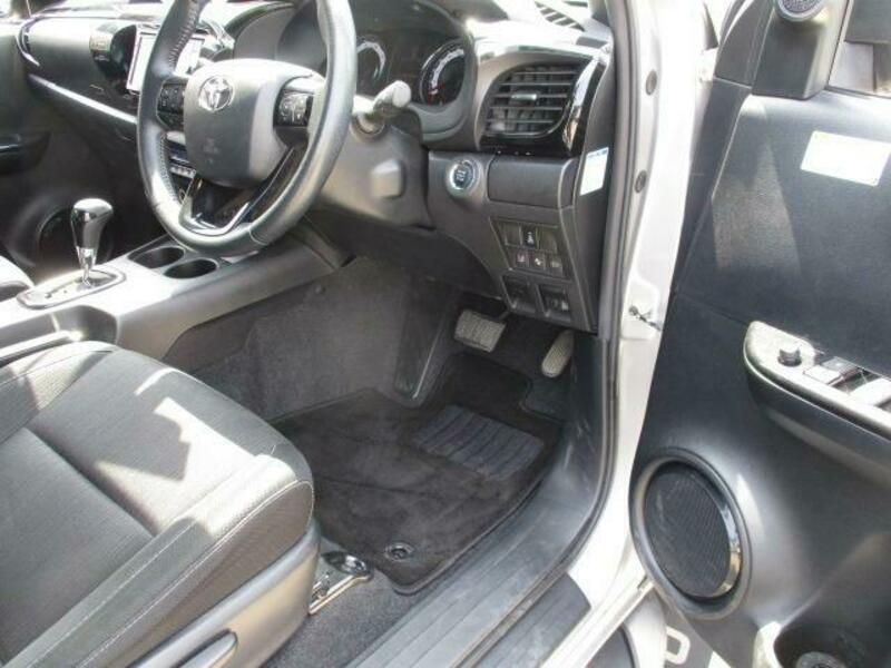 HILUX