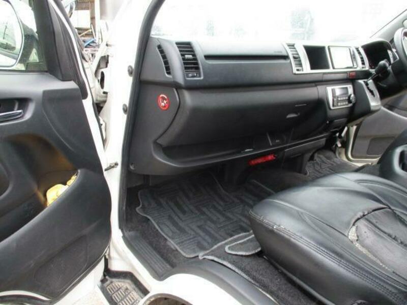HIACE WAGON