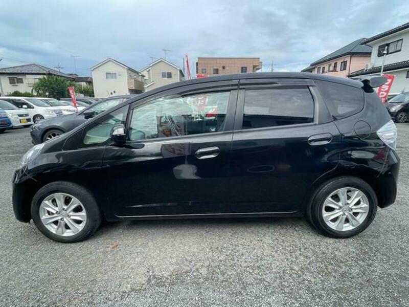 FIT HYBRID