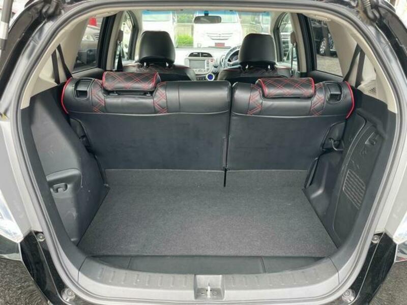 FIT HYBRID