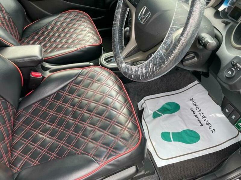FIT HYBRID
