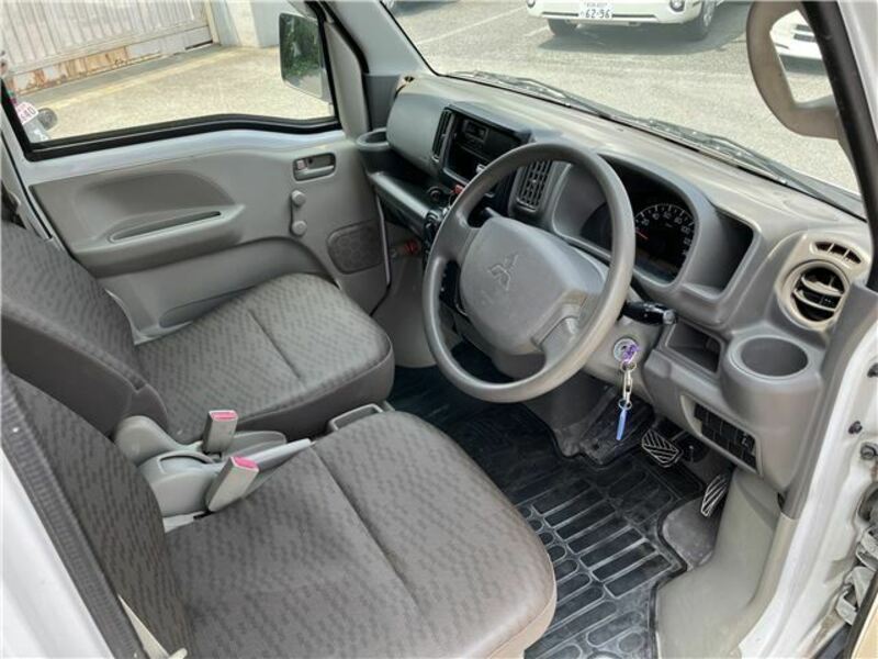 MINICAB VAN