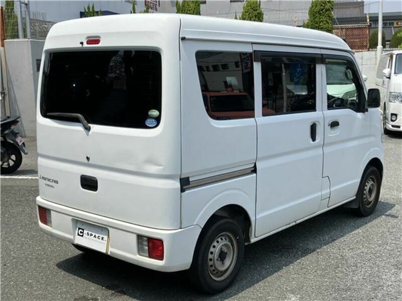 MINICAB VAN