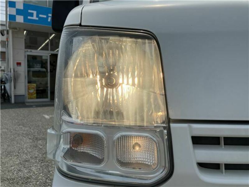 MINICAB VAN