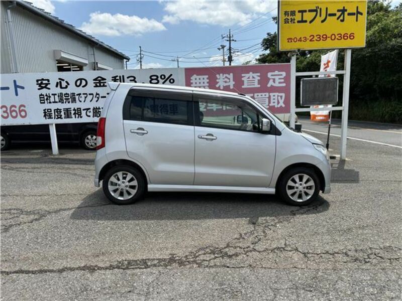 WAGON R