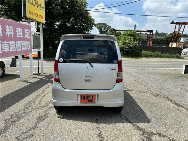 WAGON R