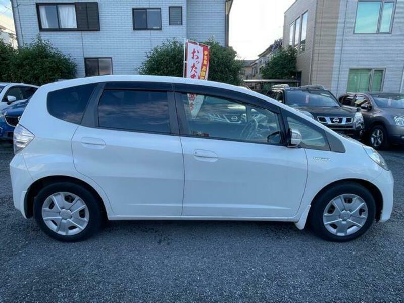 FIT HYBRID