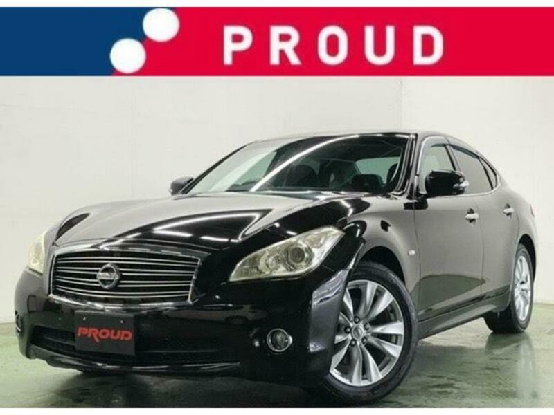 NISSAN FUGA