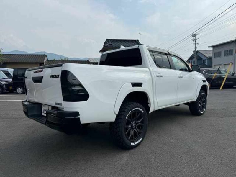 HILUX