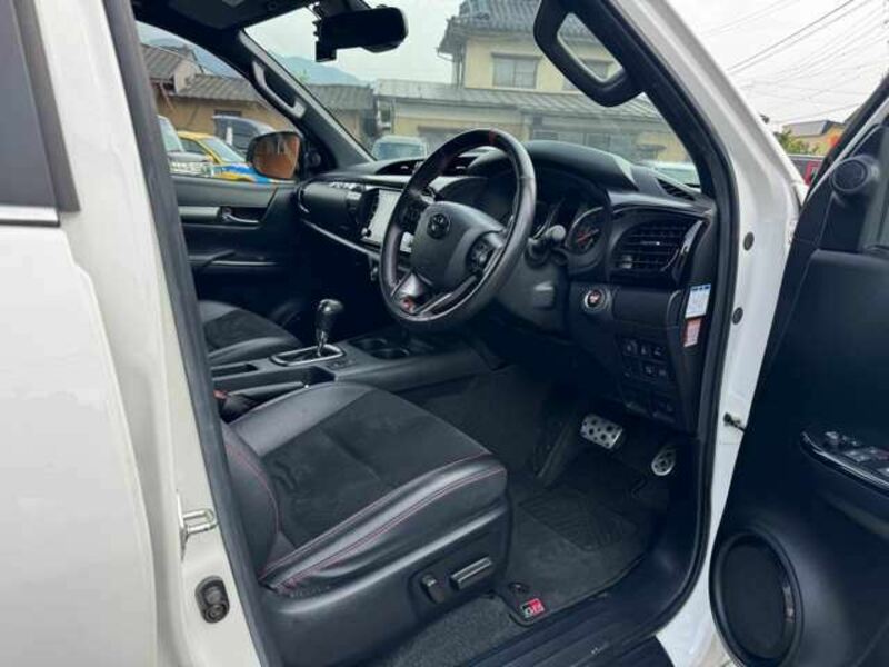 HILUX