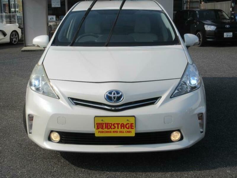 PRIUS ALPHA