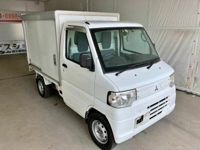 MITSUBISHI MINICAB TRUCK