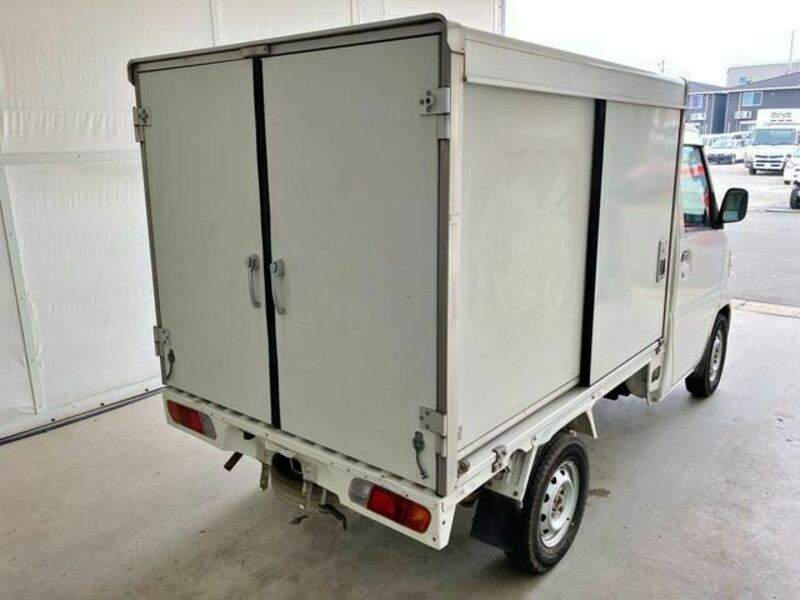 MINICAB TRUCK